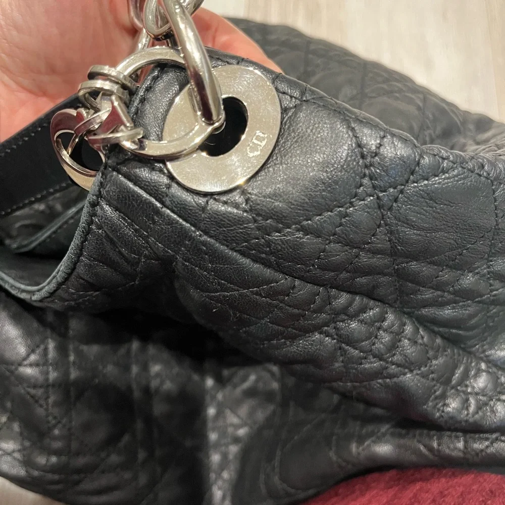 ~~~~ 100% Authentic Christian Dior Black Quilted Shoulder Bag~~~~ - Picture 2 of 11